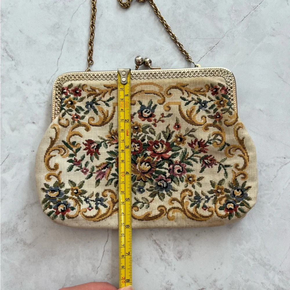 Vintage Walborg Tapestry Clutch Floral Embroidery Purse